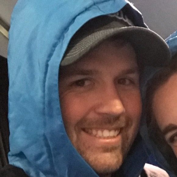 Meet your Posher, Taylor - Picture 1 of 1